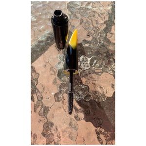 NWOT MAC Instacurl Mascara